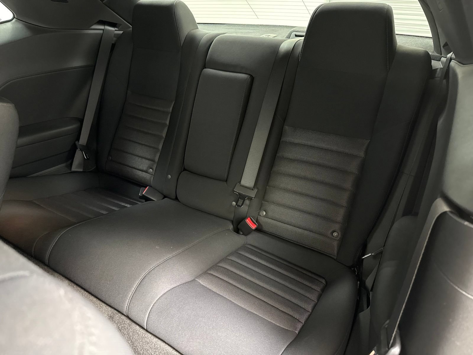 Used 2010 Dodge Challenger SE RWD image 14