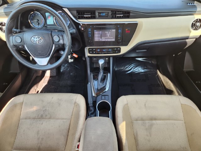 Used 2018 Toyota Corolla LE FWD image 19