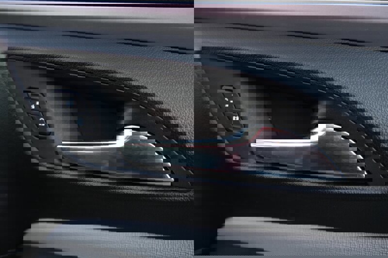 Used 2024 Buick Envista Preferred image 65