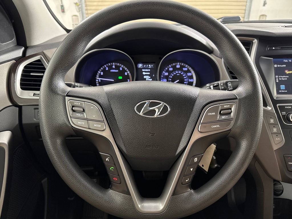 Used 2019 Hyundai Santa Fe XL SE image 13