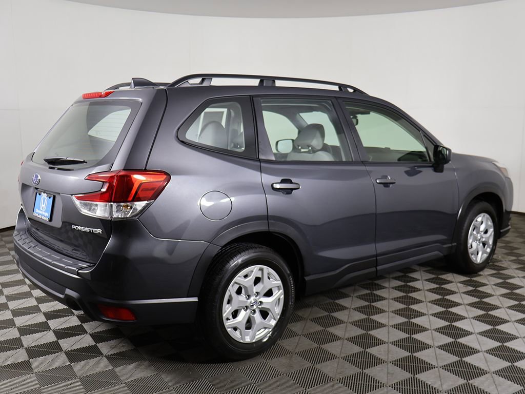 Used 2023 Subaru Forester AWD/4WD image 7