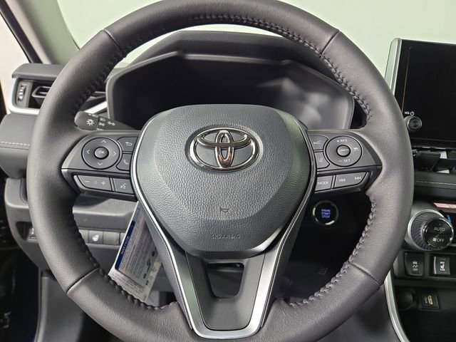 New 2025 Toyota RAV4 XLE image 23