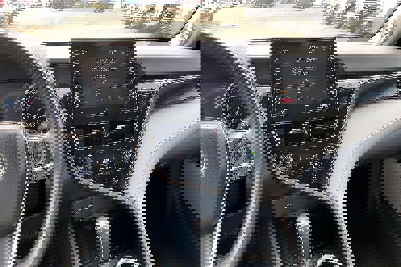 Used 2024 Toyota Camry XLE w/ Navigation Package image 7