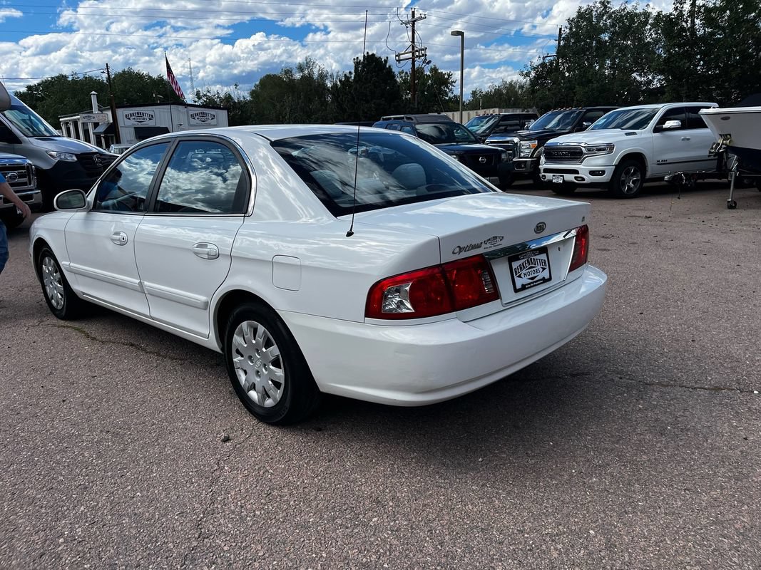 Used 2004 Kia Optima FWD image 8