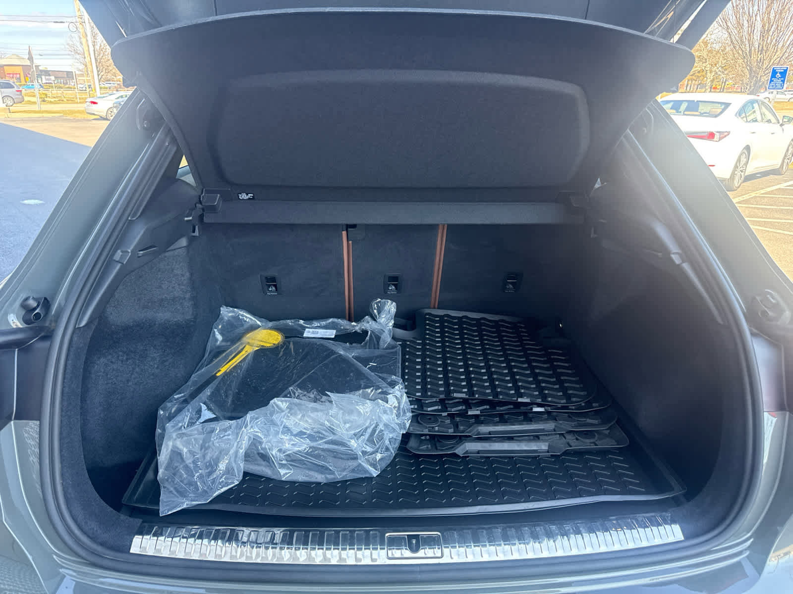 Used 2025 Audi Q3 2.0T Premium w/ Convenience Package image 21