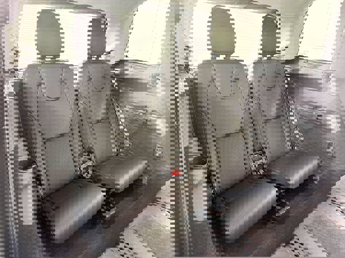 Used 2017 Volvo XC90 T6 Inscription w/ Vision Package image 42