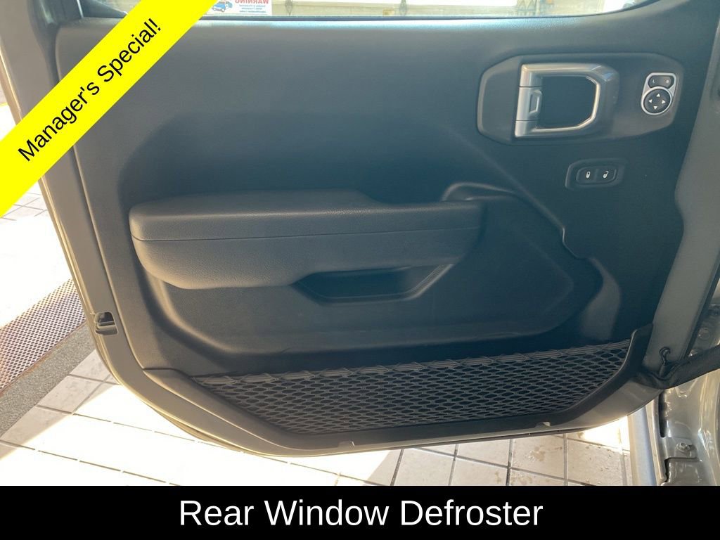 Used 2023 Jeep Wrangler Unlimited Rubicon w/ LED Lighting Group image 10