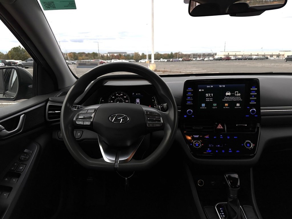 Used 2020 Hyundai Ioniq Blue image 24