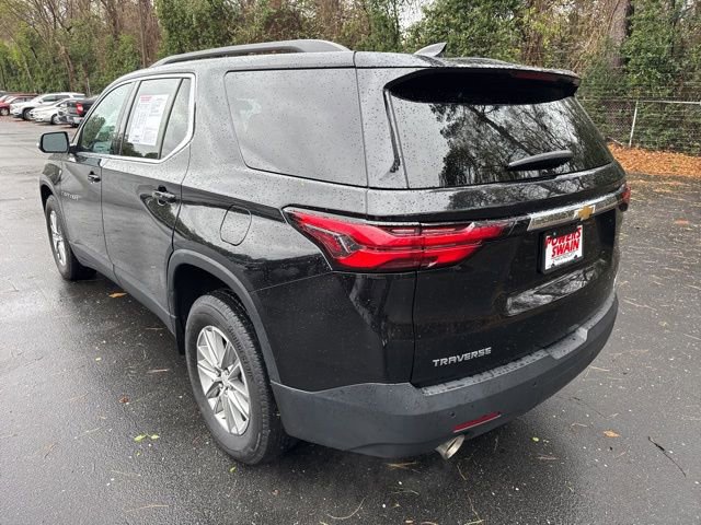Used 2023 Chevrolet Traverse LT image 3