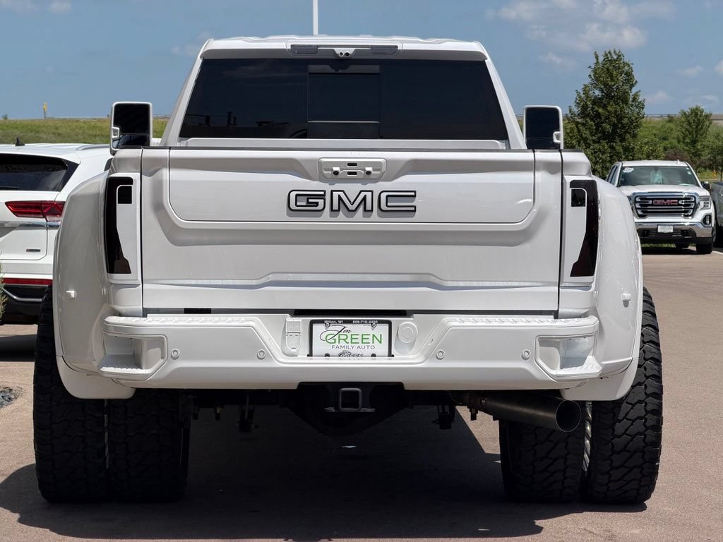 Used 2024 GMC Sierra 3500 Denali Ultimate AWD/4WD image 8