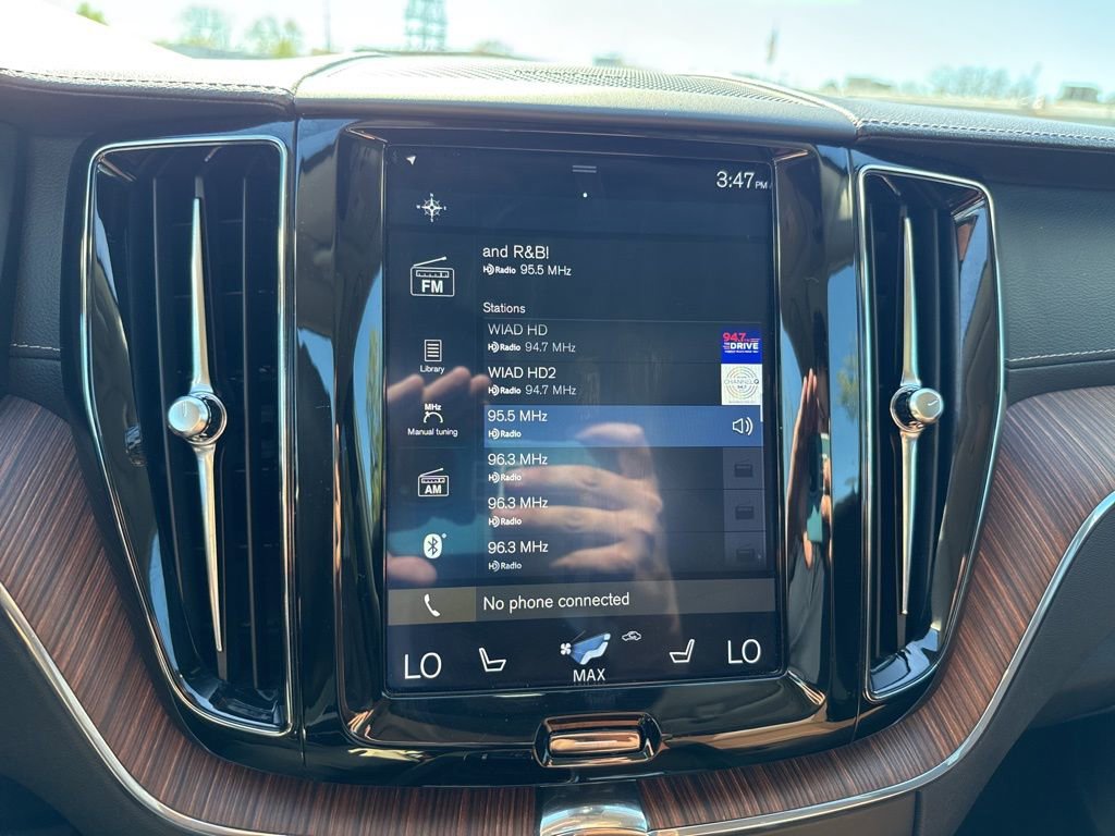 Used 2019 Volvo XC60 T5 Inscription image 21