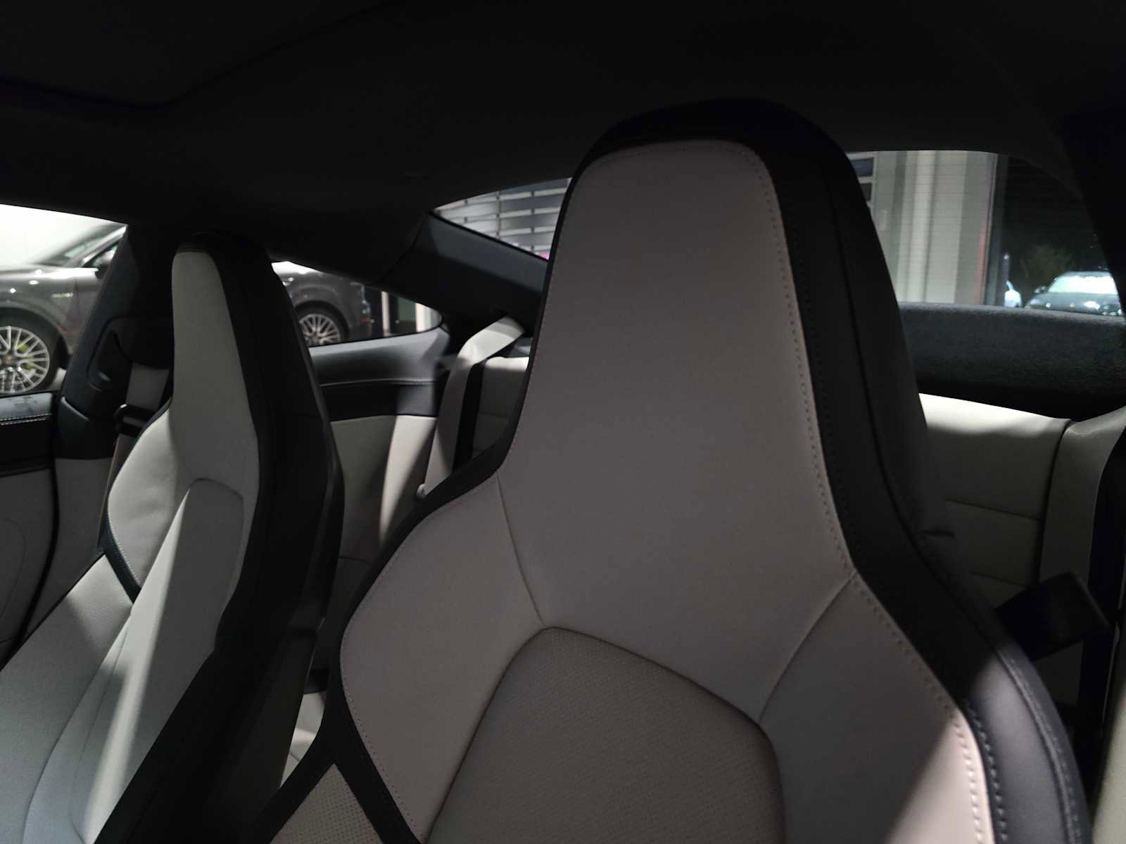 New 2026 Porsche 911 Carrera image 22