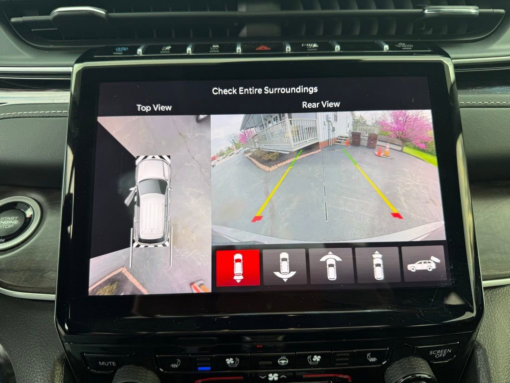 Used 2024 Jeep Grand Cherokee Limited 4xe w/ Luxury Tech Group II AWD/4WD image 17