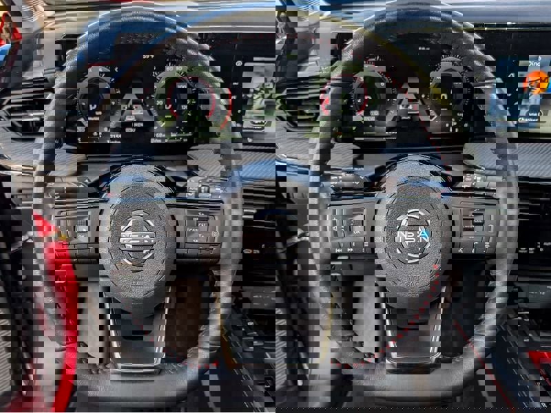 Used 2025 Nissan Kicks SR w/ SR Premium Package image 19