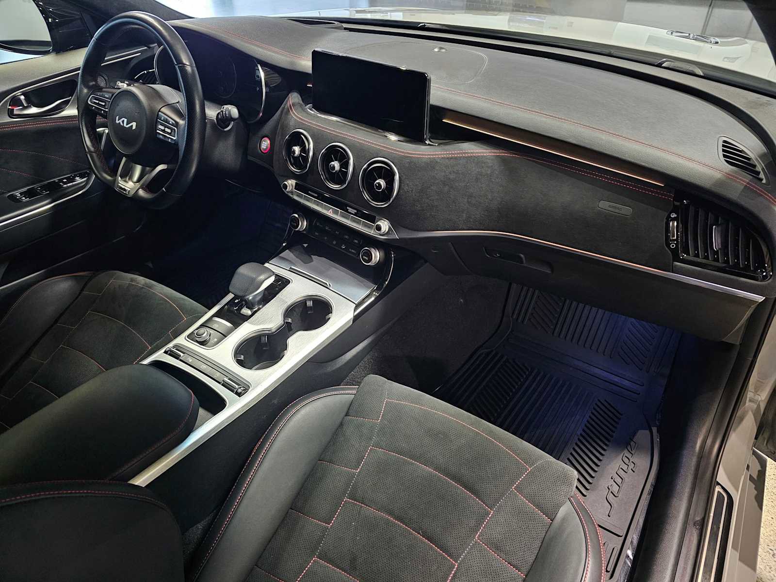 Used 2023 Kia Stinger GT2 w/ Option Group 015 image 11