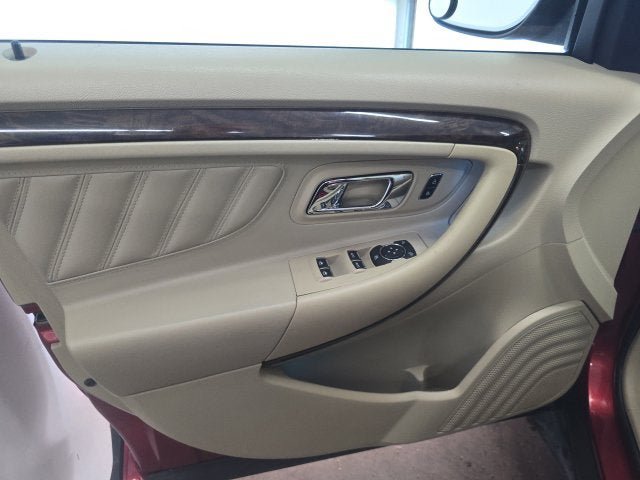 Certified 2018 Ford Taurus Limited AWD/4WD image 17