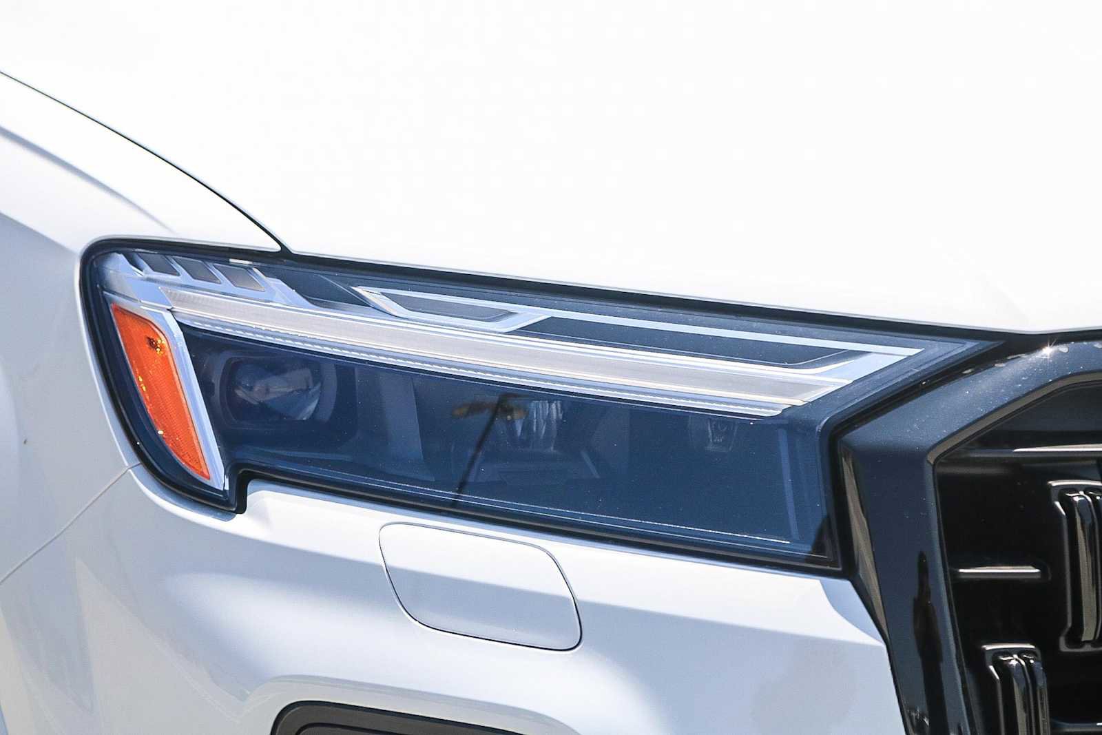 Used 2025 Audi Q7 3.0T Premium Plus image 4