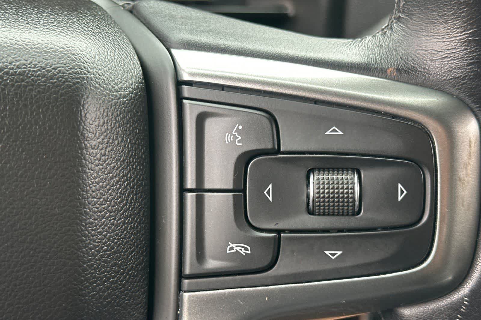 Used 2021 Chevrolet Silverado 1500 RST AWD/4WD image 30