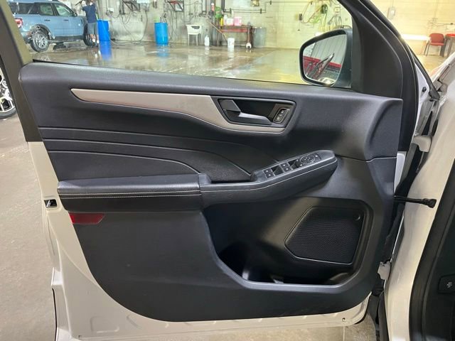 Used 2022 Ford Escape S AWD/4WD image 12