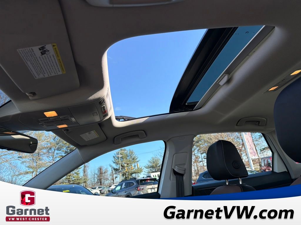 Used 2025 Volkswagen Jetta SEL image 22