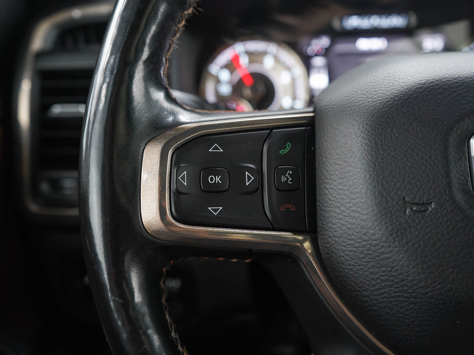 Used 2020 RAM 1500 Longhorn AWD/4WD image 24