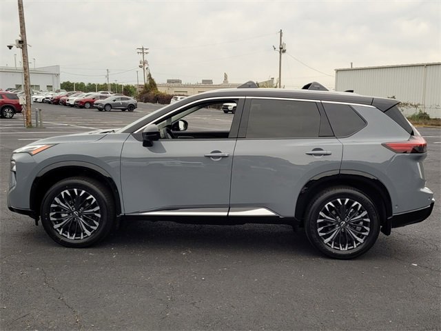 New 2026 Nissan Rogue Platinum image 4