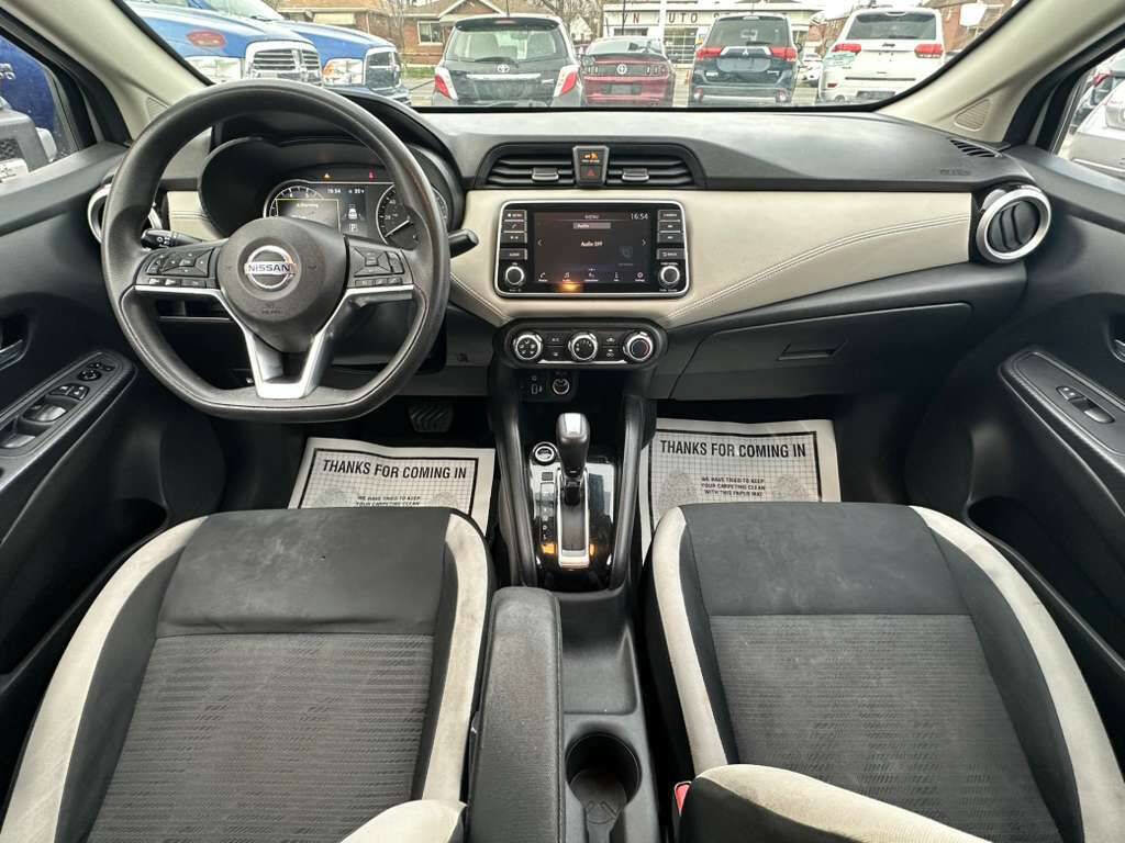 Used 2020 Nissan Versa SV FWD image 17