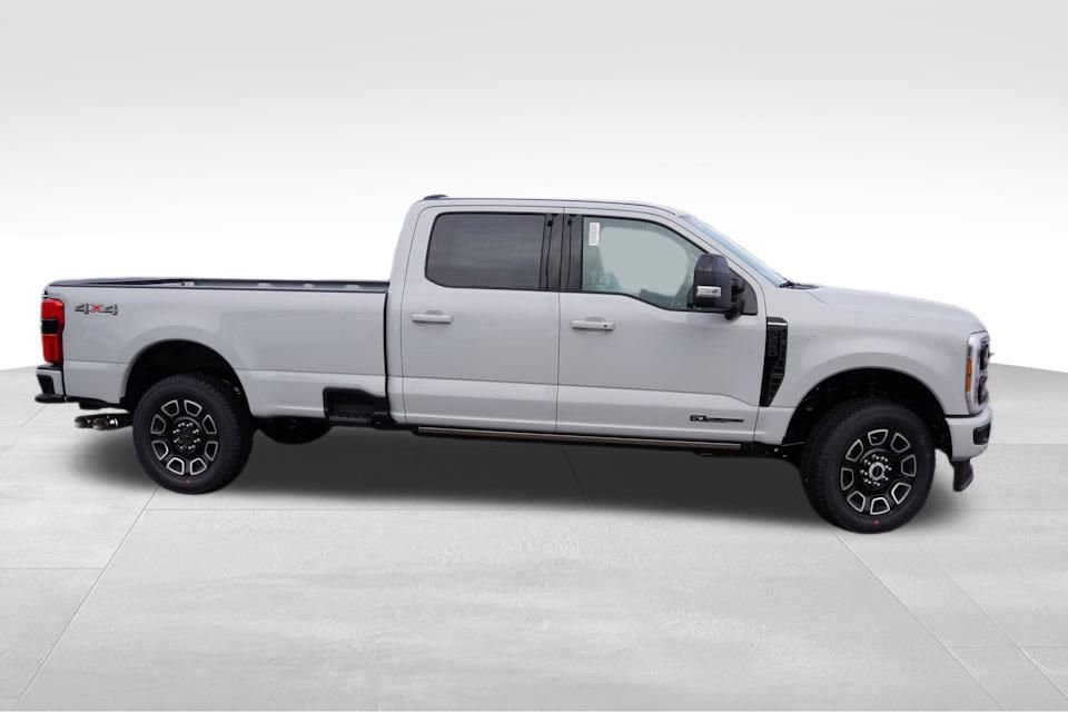 New 2026 Ford F250 Platinum image 2