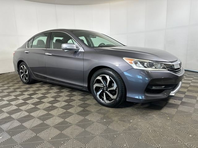 Used 2016 Honda Accord EX image 2