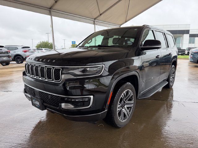Used 2022 Jeep Wagoneer Series III AWD/4WD image 8