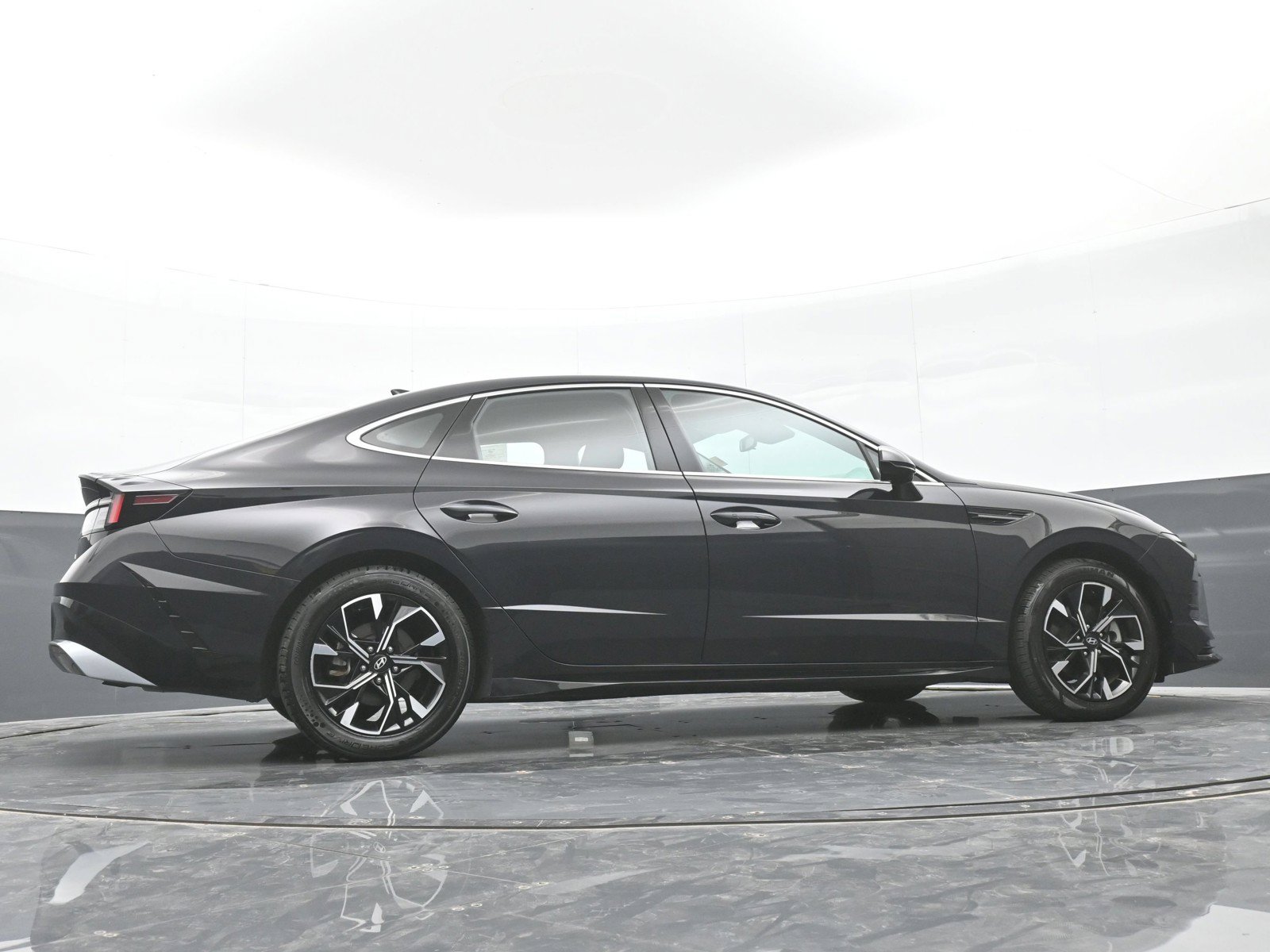 Certified 2024 Hyundai Sonata SEL FWD image 40