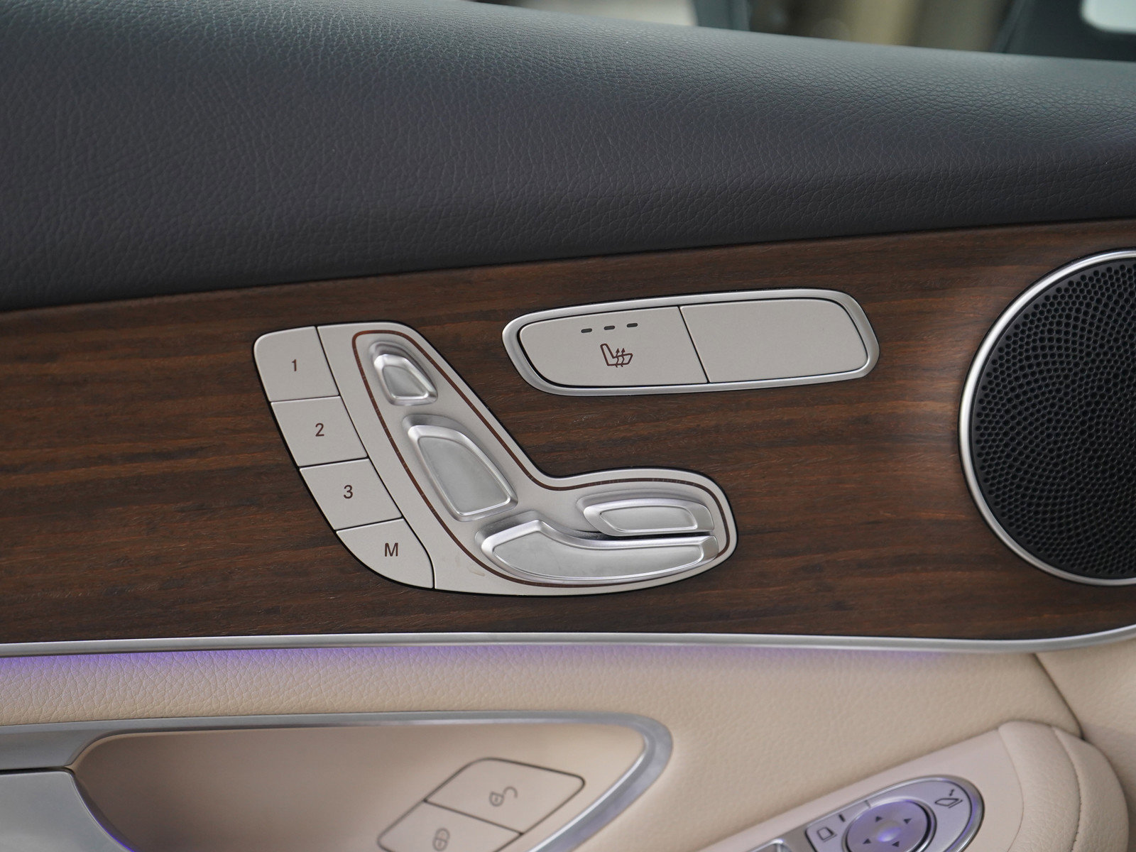 Used 2022 Mercedes-Benz GLC 300 4MATIC image 20