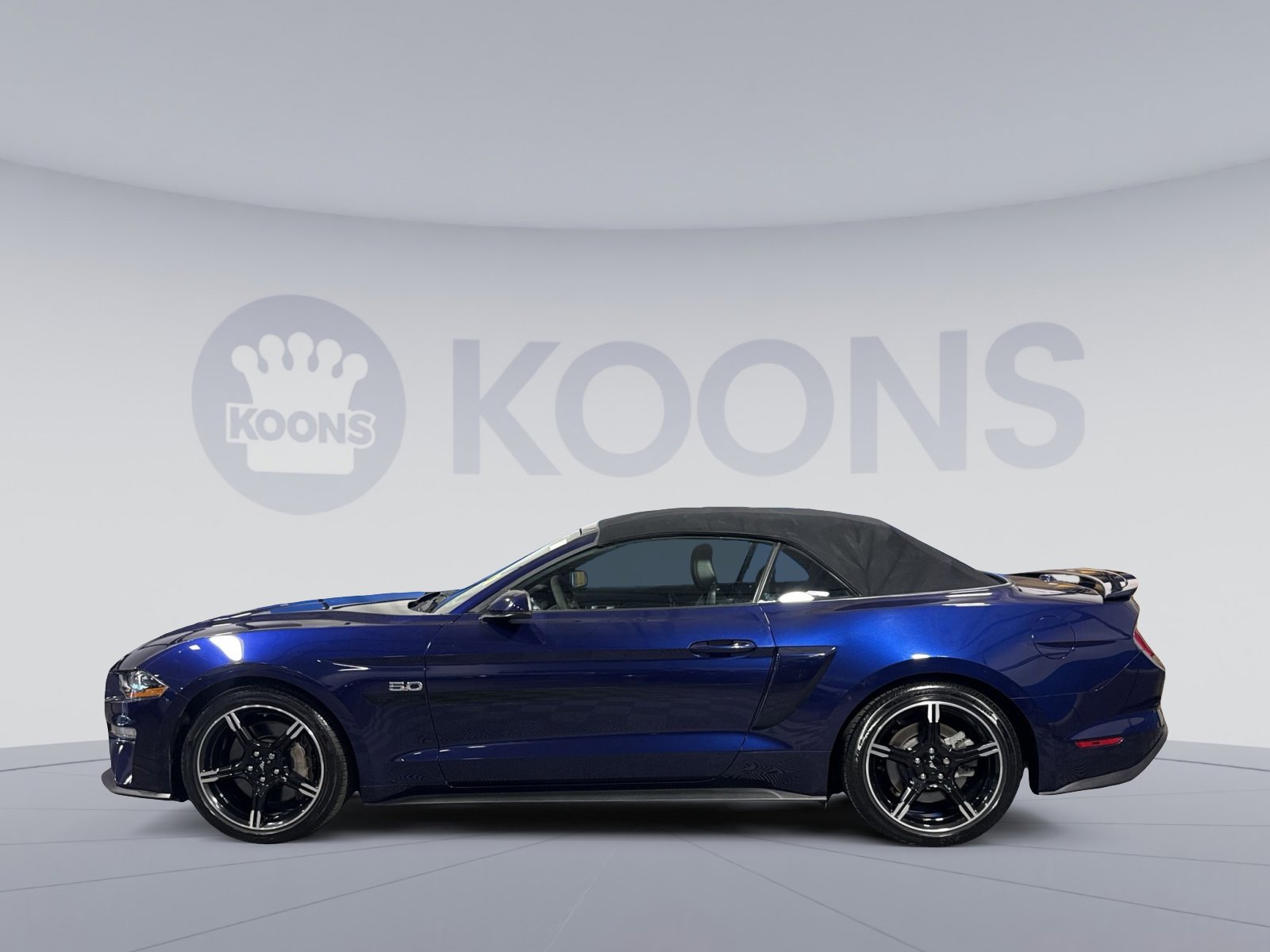 Used 2019 Ford Mustang GT Premium w/ Equipment Group 401A image 2