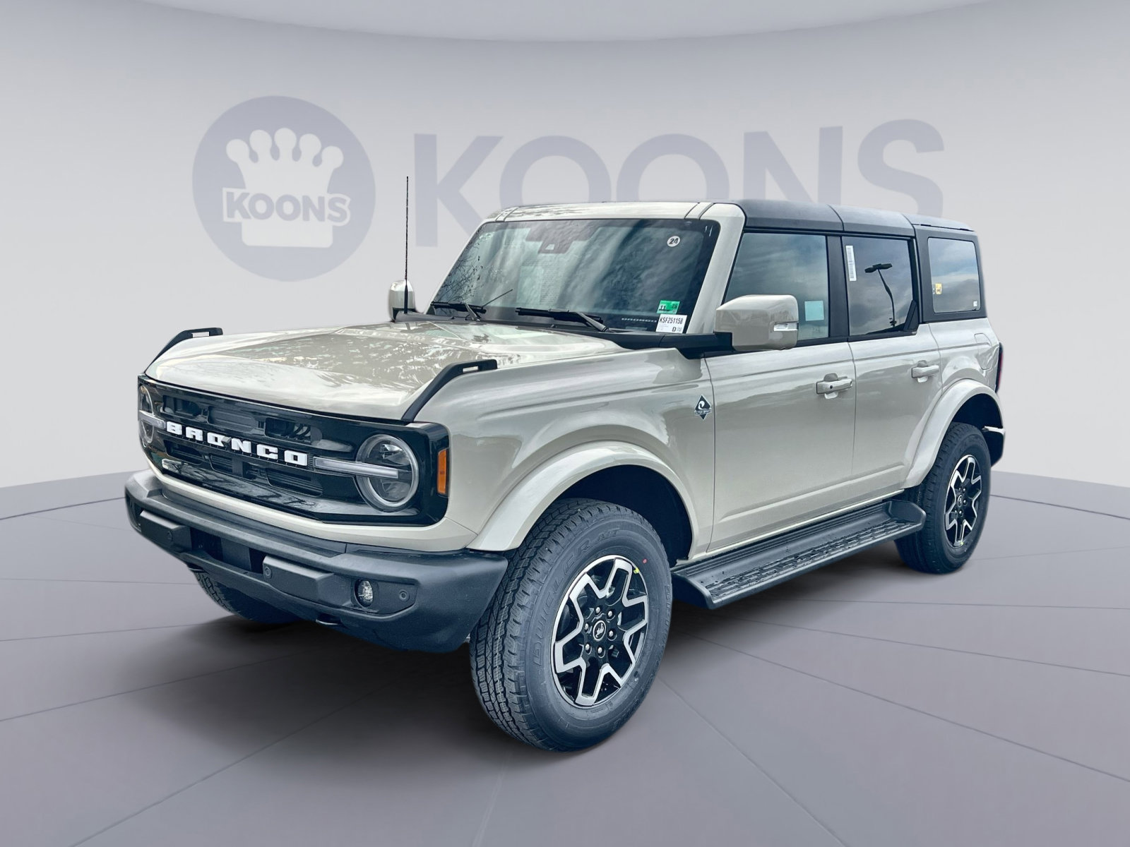 New 2025 Ford Bronco Outer Banks