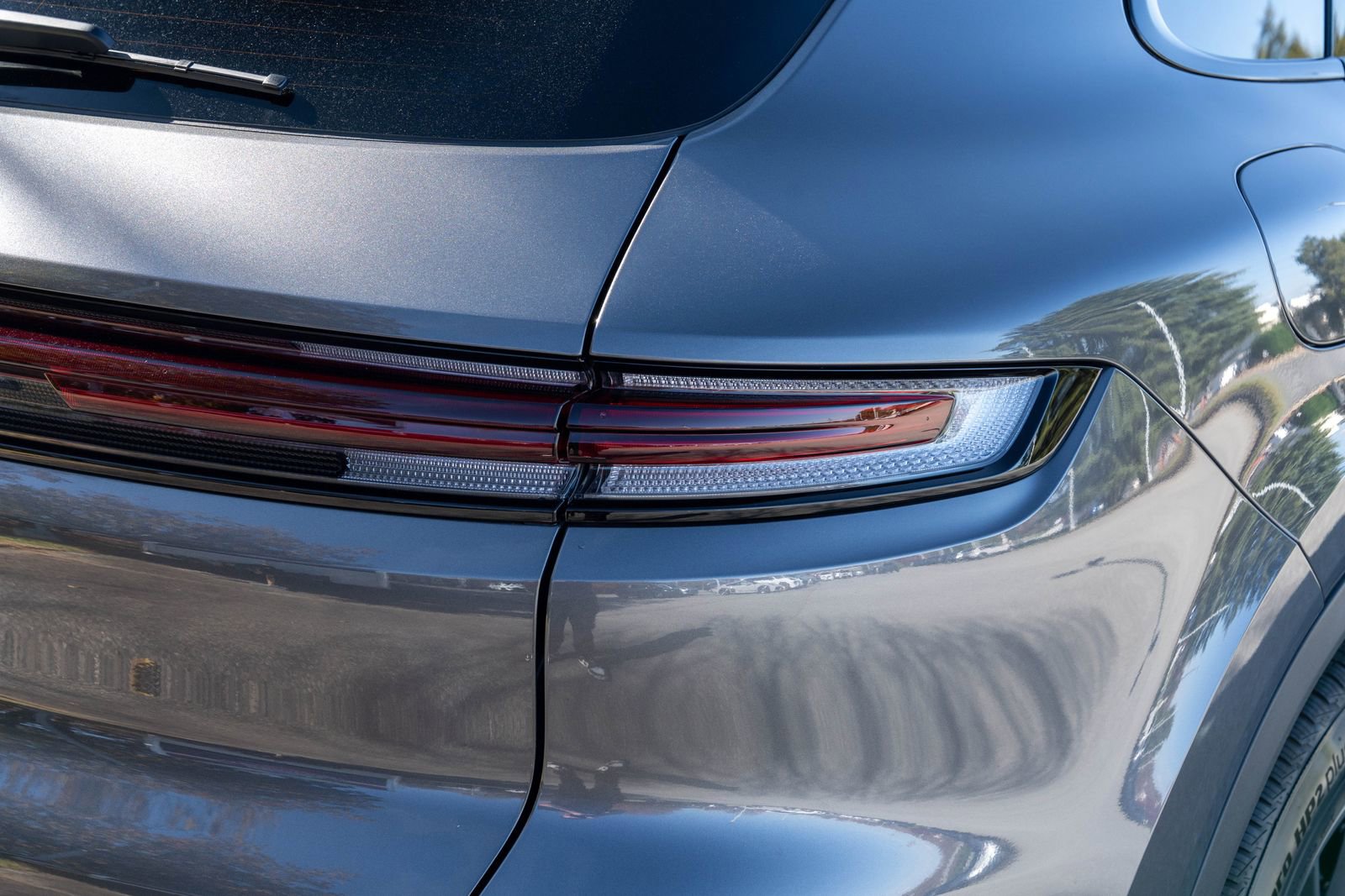 Certified 2025 Porsche Cayenne image 14