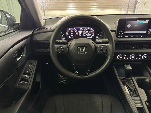 Used 2023 Honda Accord LX image 13