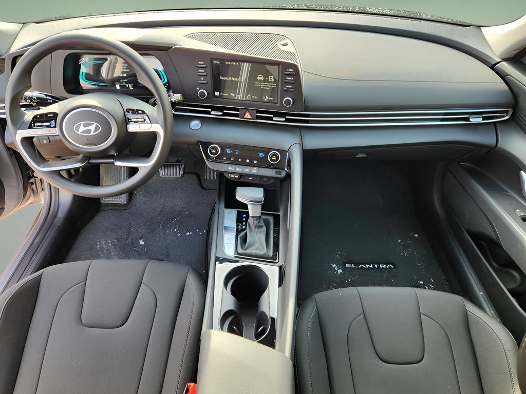 New 2026 Hyundai Elantra Blue image 15