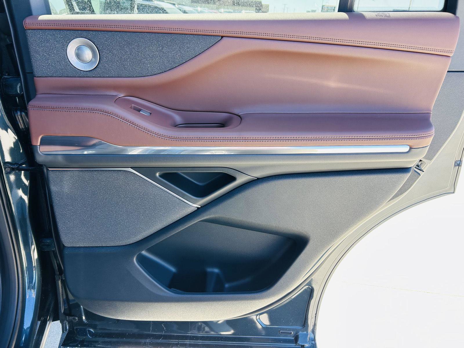 New 2026 Lincoln Navigator Reserve image 44