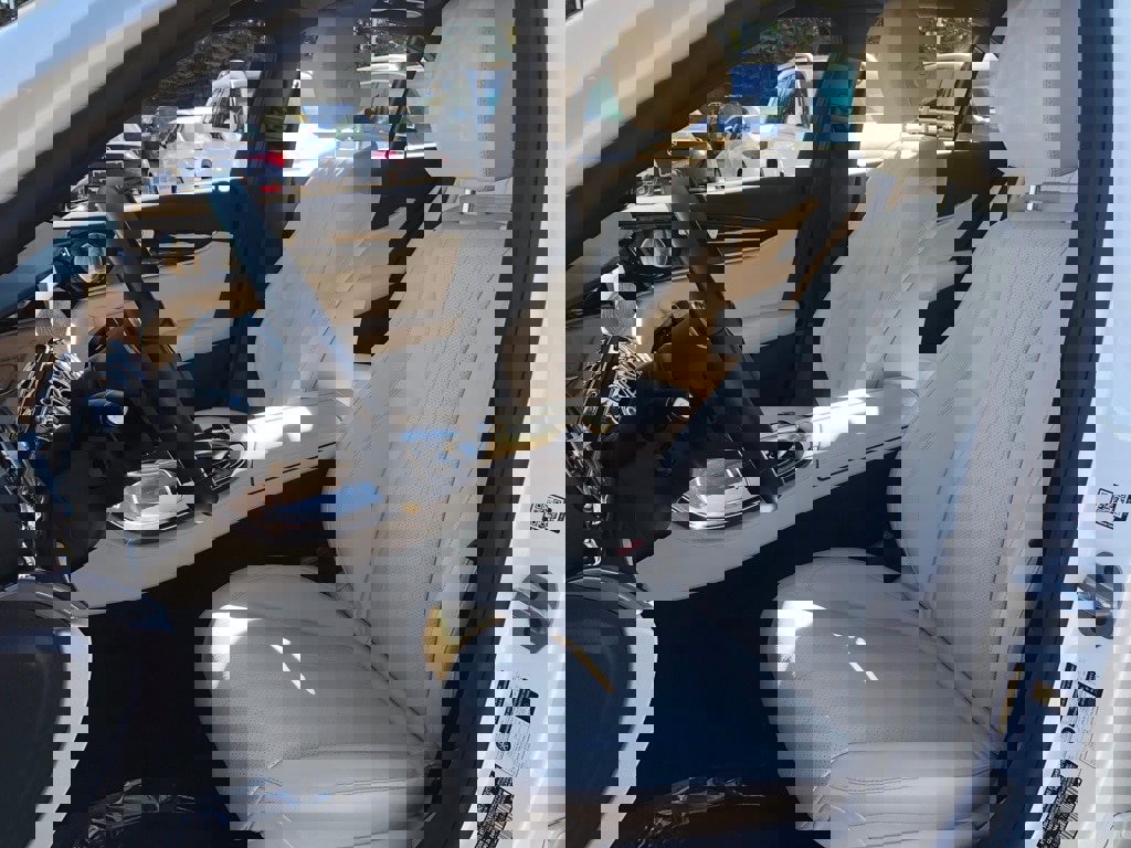 Certified 2020 Mercedes-Benz E 450 4MATIC Sedan image 34