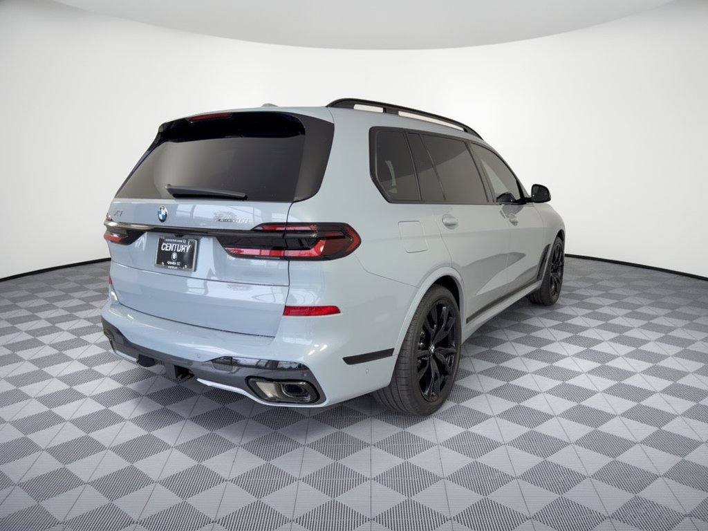 New 2027 BMW X7 xDrive40i w/ M Sport Package AWD/4WD image 9