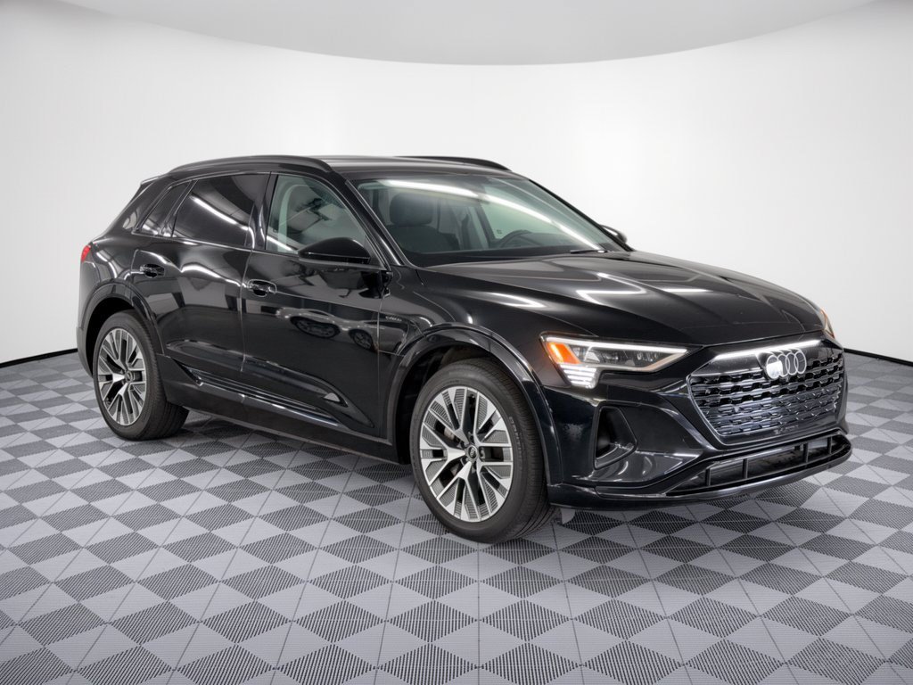 Used 2024 Audi Q8 e-tron Premium Plus w/ Prestige Package AWD/4WD image 7