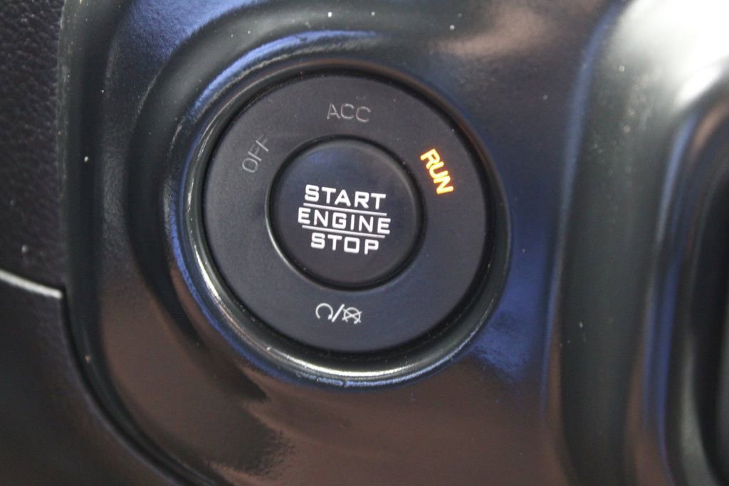 Used 2018 Jeep Wrangler Unlimited Sport S image 29