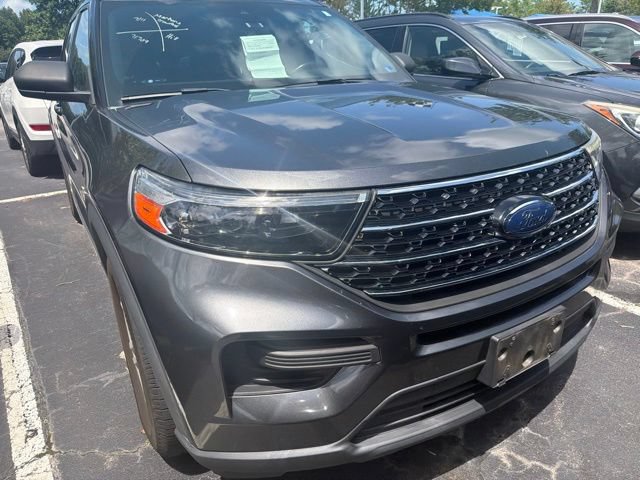 Used 2020 Ford Explorer XLT w/ Comfort Package RWD image 3