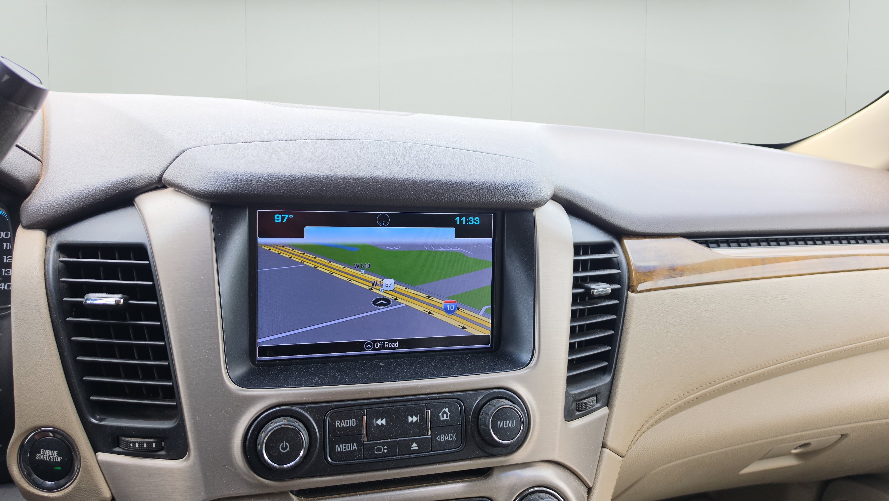 Used 2017 GMC Yukon Denali w/ Open Road Package RWD image 18
