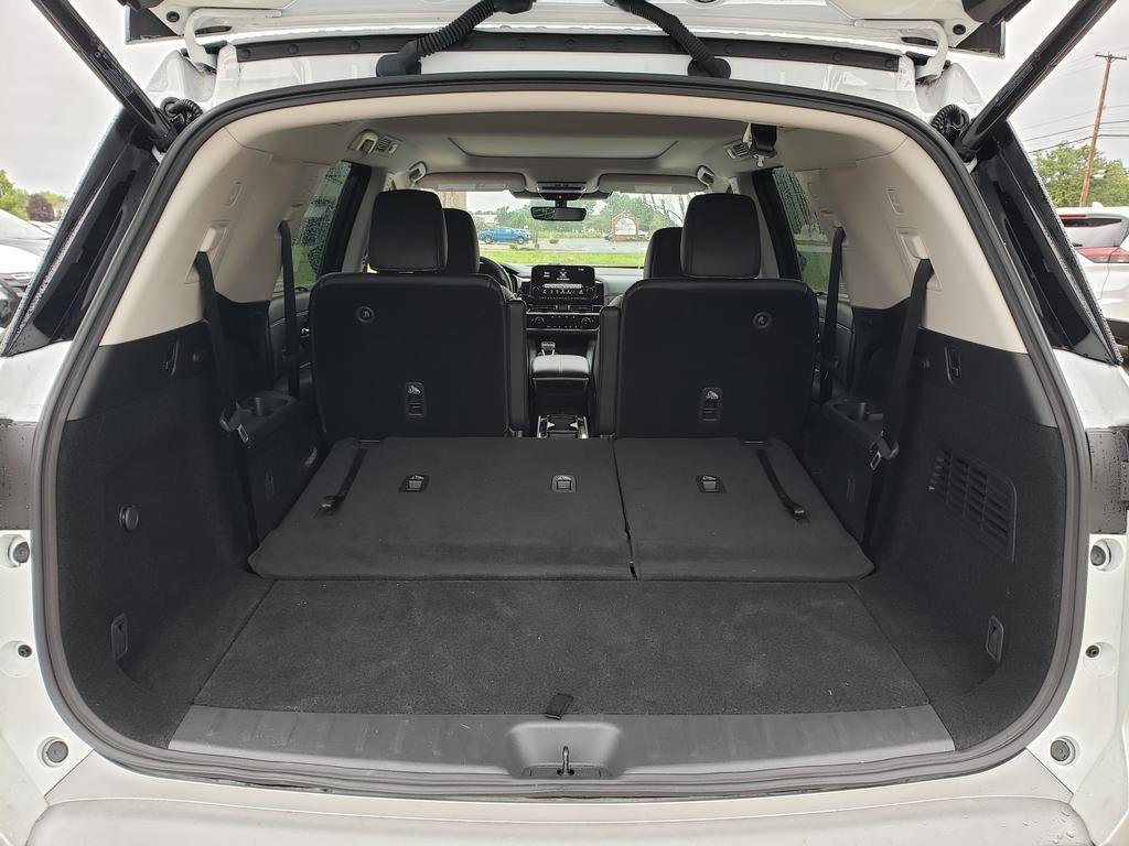 Certified 2025 Nissan Pathfinder SL w/ SL Premium Package image 8
