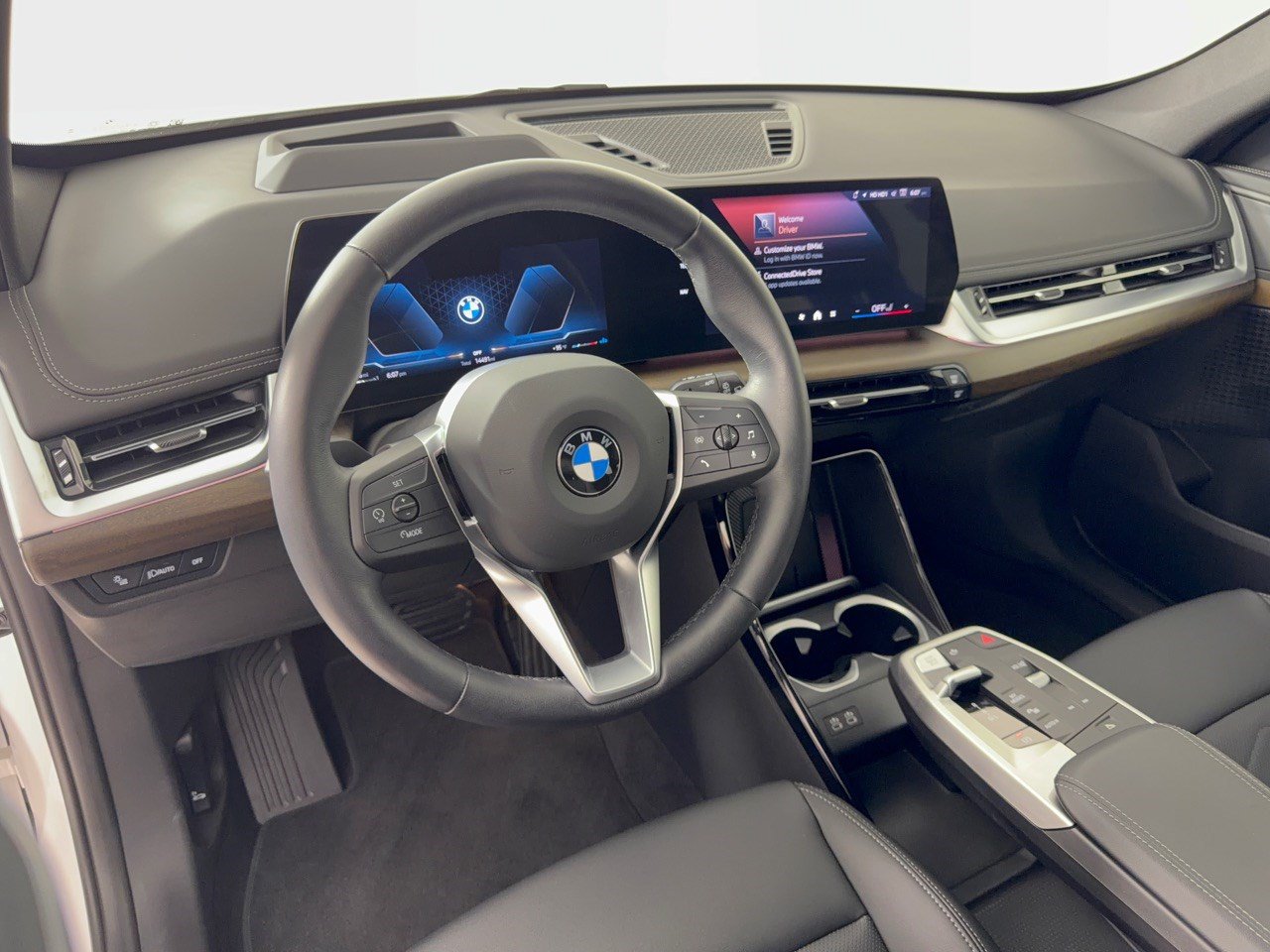 Certified 2026 BMW X1 xDrive28i AWD/4WD image 4