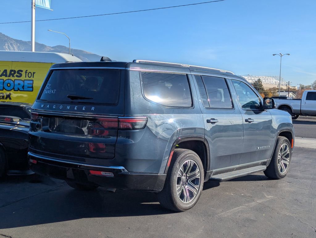Used 2024 Jeep Wagoneer Series II w/ Flexible Seating Group AWD/4WD image 4
