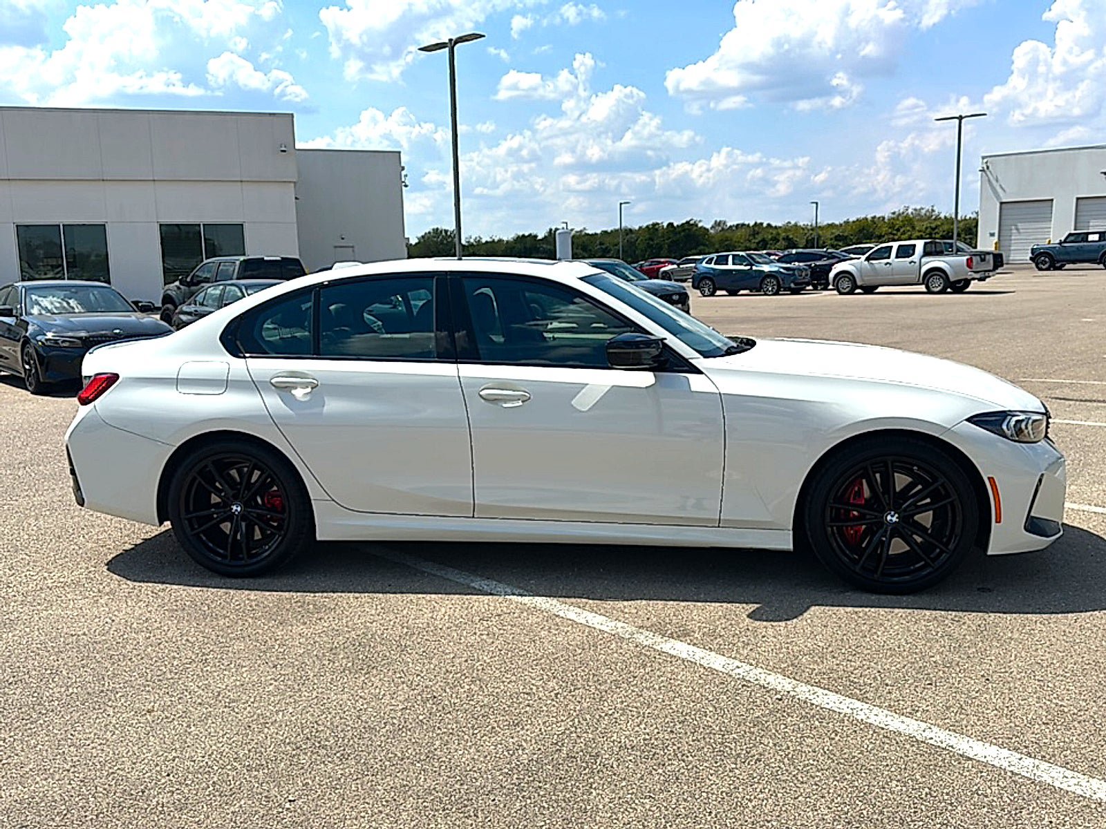 Used 2023 BMW M340i xDrive w/ Shadowloine Package AWD/4WD image 9
