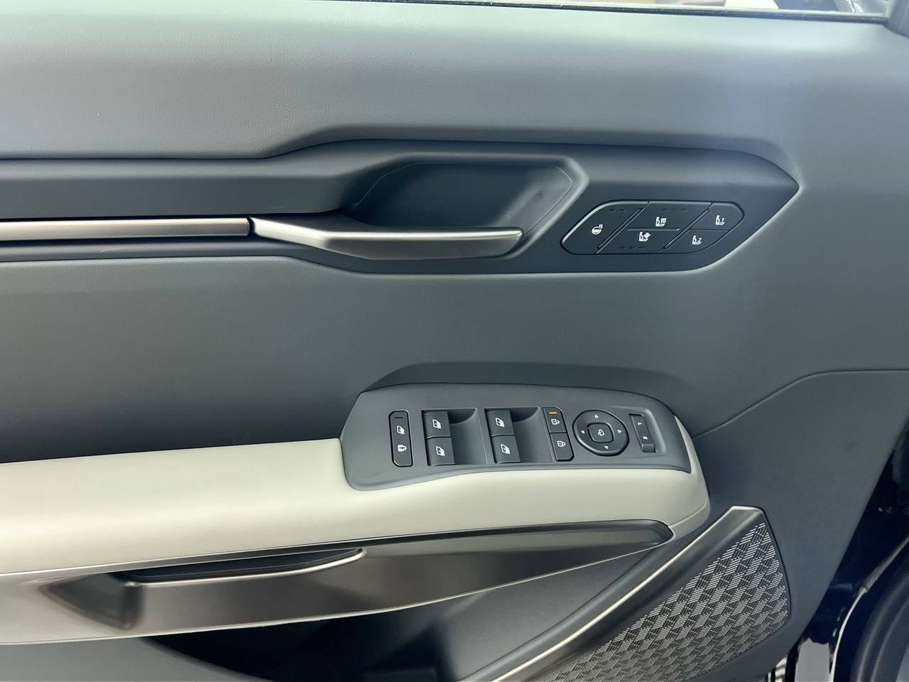 New 2026 Kia EV9 Wind AWD/4WD image 15