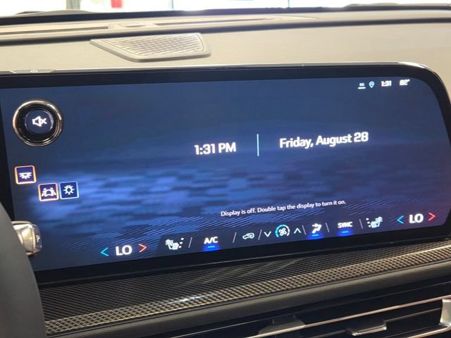 New 2027 Chevrolet Traverse Z71 w/ Enhanced Driving Package AWD/4WD image 26